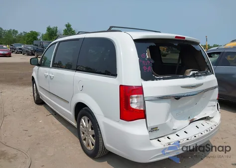 2016 Chrysler Town & Country Touring z USA, uszkodzony, nr VIN 2C4RC1BG6GR185637